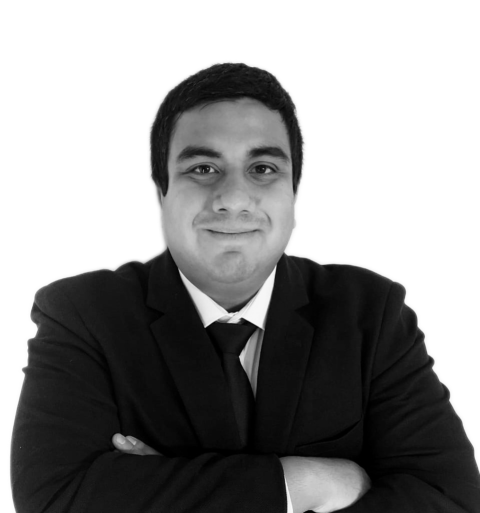Retrato en blanco y negro de Marcelo Navarrete, Asesor Legal de NawRath
